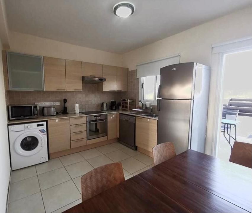 Protaras Ionian Breeze House 10 Minutes Walk From The Beach Paralimni Exterior photo